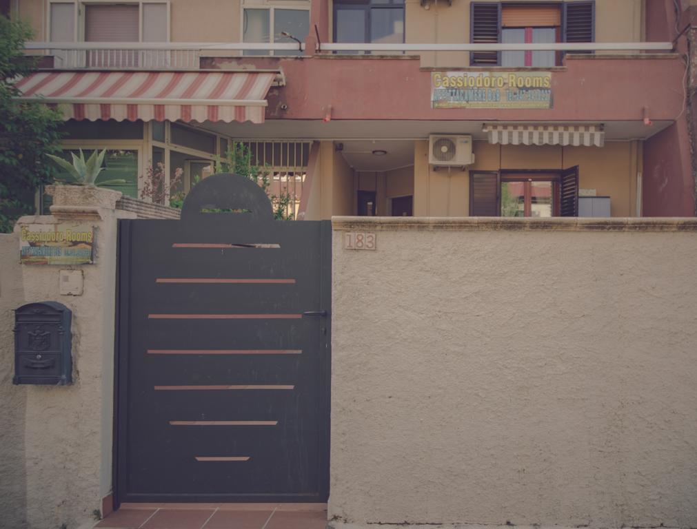 Cassiodoro Rooms Affittacamere Catanzaro Exterior photo