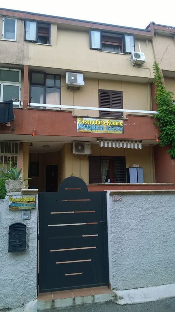 Cassiodoro Rooms Affittacamere Catanzaro Exterior photo